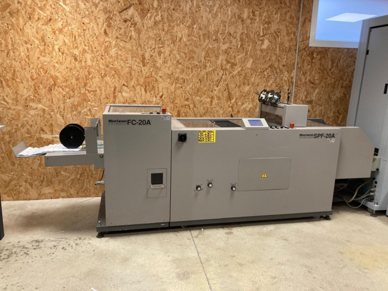 Collator HORIZON VAC1000 + Stitcher SPF-20A