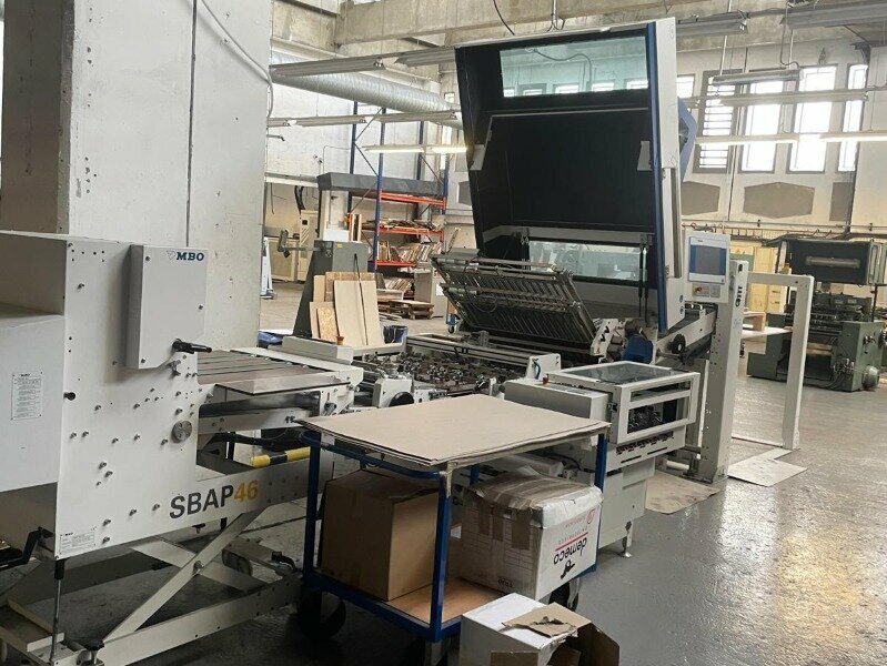 MBO M80-1-80/4 – Automatic Folding Machine with Pallet Feeder and Vertical Stacker Delivery