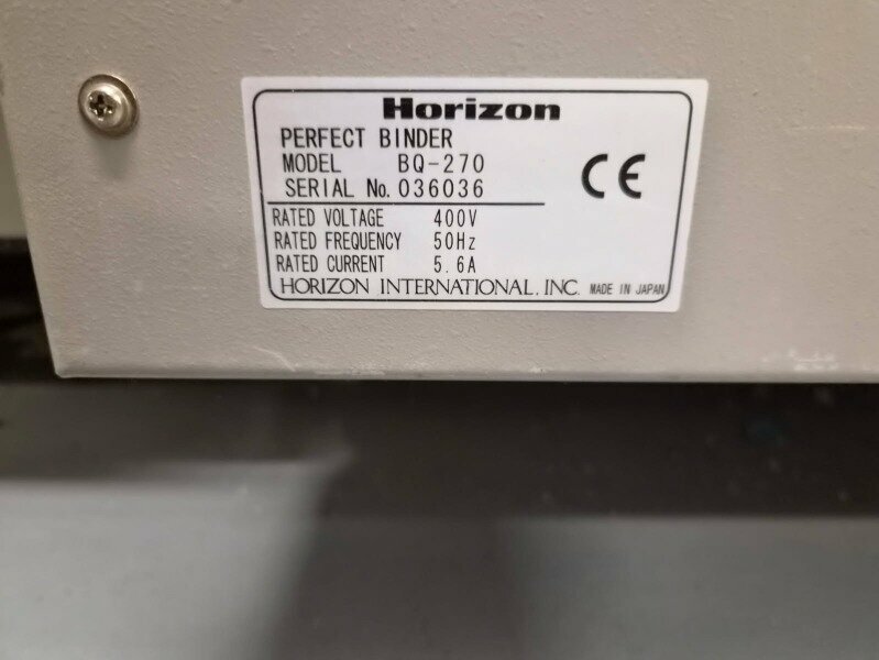 HORIZON BQ-270 – Encolleuse automatique dos carré collé de 2007