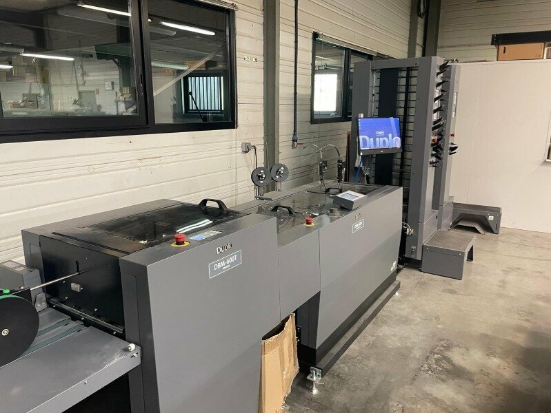 Duplo System 600 – 2 × DSC-60i Collating Towers Automatic Booklet Making Line