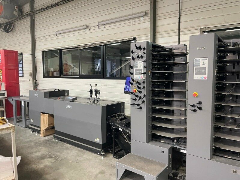 Duplo System 600 – 2 × DSC-60i Collating Towers Automatic Booklet Making Line